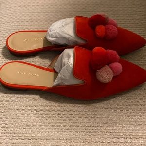 Ann Taylor Joanna Pom Pom slide